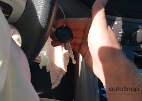 2012 Toyota Highlander Base V6 из США, поврежденный, VIN 5TDBK3EH4CS165957